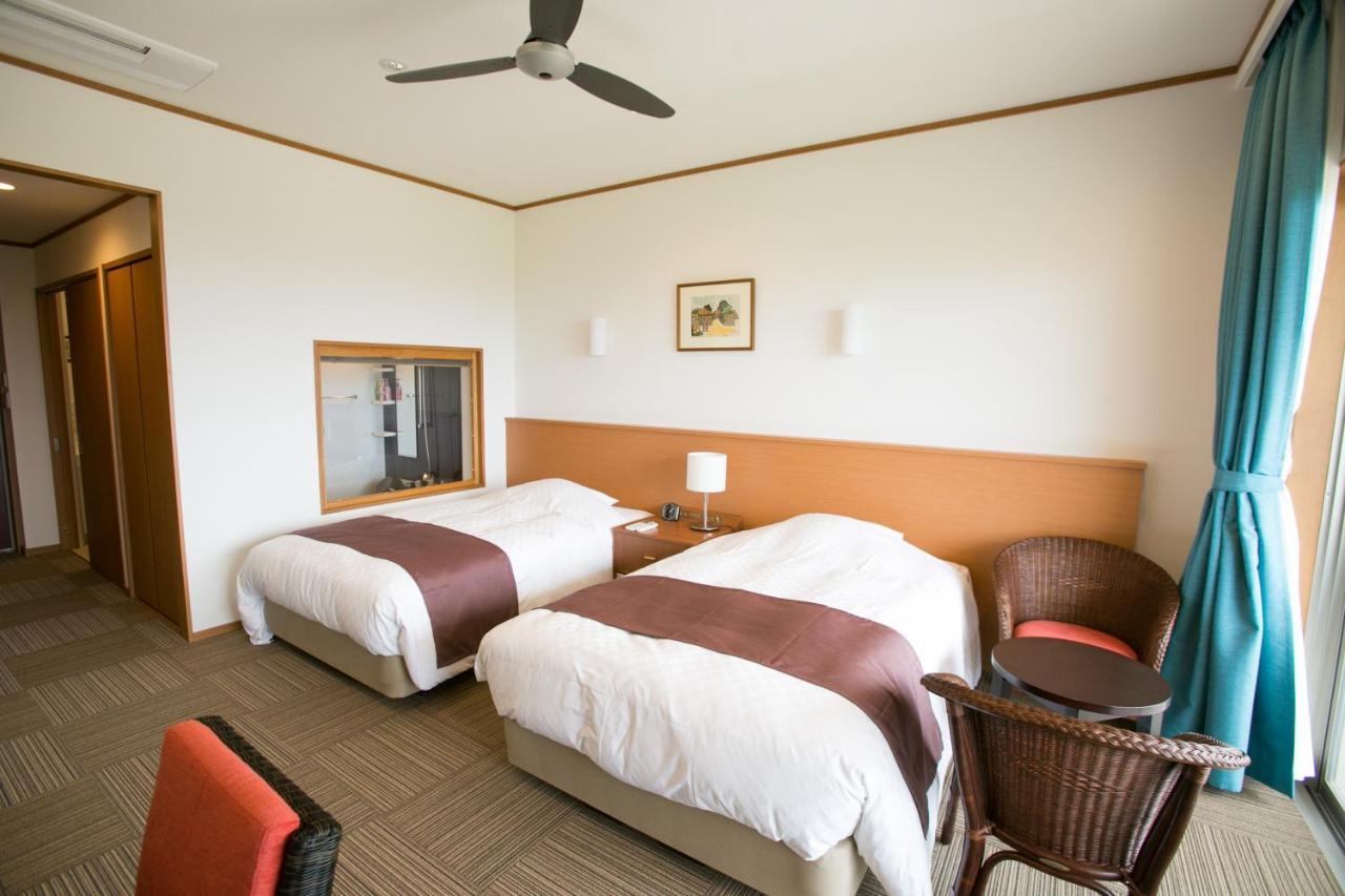 Sakura Resort Hotel Ishigaki Ishigaki  Exteriör bild